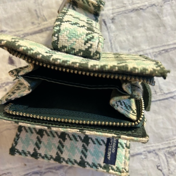 AMERICAN EAGLE OUTFITTERS Y2K GREEN/BEIGE PLAID WOOL WALLET - Picture 4 of 9